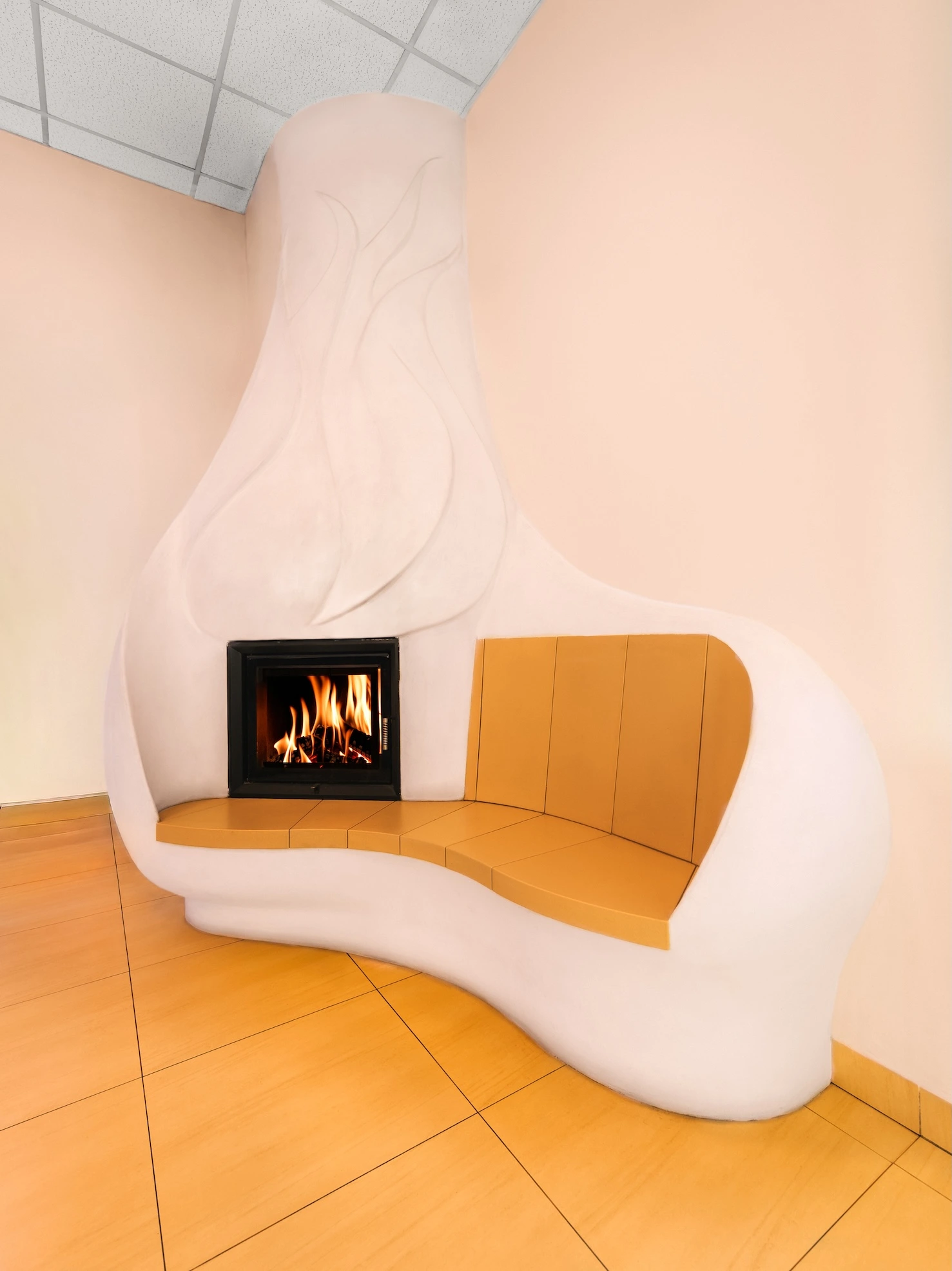 Interiér s topidlem — realizace